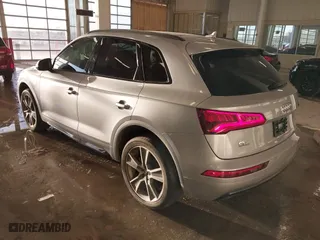 2019 Audi Q5 Premium Plus with VIN WA1BNAFY8K2034380, listed as a IAAI auction lot 41697243 with 80,377 mi miles. Bid and sale history available at carsss.com. Image 3.