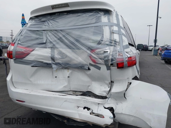 2017 Toyota Sienna L с VIN 5TDZZ3DC2HS800102, выставлен на аукционе IAAI как лот 42151872 с пробегом 182 675 миль миль и . История ставок и продаж доступна на DreamBid. Изображение 6.