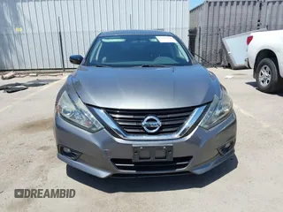 2017 Nissan Altima S z VIN 1N4AL3AP9HC236901, wystawiony jako IAAI lot #42275150 z przebiegiem 136 230 mil mil oraz . Historia ofert i sprzedaży dostępna na DreamBid. Obrazek 12.