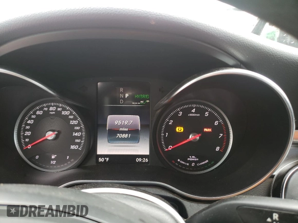 2018 Mercedes-Benz C 350e with VIN 55SWF4HB9JU255561, listed as a Copart auction lot 44701353 with 70,881 mi miles and . Bid and sale history available at DreamBid. Image 9.