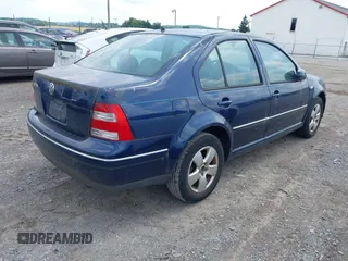 2004 Volkswagen Jetta GL with VIN 3VWRK69M44M064262, listed as a IAAI auction lot 42617140 with 177,614 mi miles and . Bid and sale history available at DreamBid. Image 4.