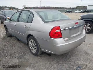 2007 Chevrolet Malibu LS w/2FL with VIN 1G1ZS58N87F290017, listed as a IAAI auction lot 41513640 with 202,007 mi miles. Bid and sale history available at carsss.com. Image 3.