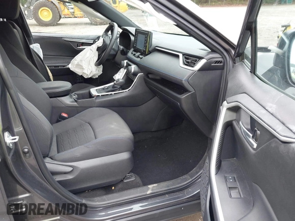 2022 Toyota RAV4 Hybrid SE with VIN 2T3T6RFV6NW036068, listed as a IAAI auction lot 42344831 with 44,801 mi miles and . Bid and sale history available at DreamBid. Image 5.