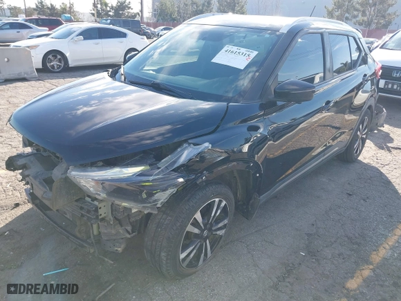 2018 Nissan Kicks SR with VIN 3N1CP5CU2JL511575, listed as a IAAI auction lot 41615315 with 175,722 mi miles. Bid and sale history available at carsss.com. Image 22.