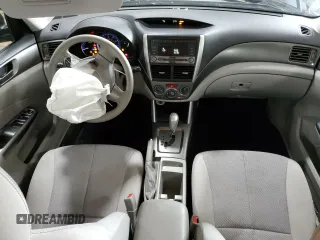 2011 Subaru Forester X z VIN JF2SHABC7BH747289, wystawiony jako Copart lot #57037115 z przebiegiem 85 324 mil mil oraz Szkoda całkowita • Salvage title. Historia ofert i sprzedaży dostępna na DreamBid. Obrazek 8.