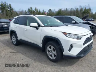 2019 Toyota RAV4 XLE with VIN JTMP1RFV7KD521148, listed as a IAAI auction lot 41884793 with 19,590 mi miles. Bid and sale history available at carsss.com. Image 1.