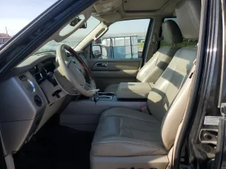 2010 Ford Expedition Max Limited с VIN 1FMJK2A58AEB47834, выставлен на аукционе Copart как лот 62321165 с пробегом 229 192 миль миль и Списание • Salvage title. История ставок и продаж доступна на DreamBid. Изображение 7.
