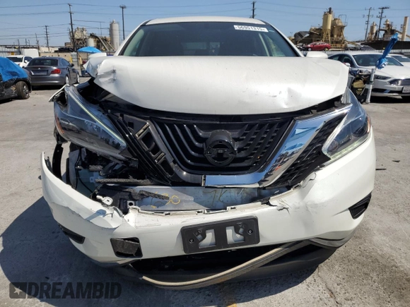 2018 Nissan Murano SV z VIN 5N1AZ2MG8JN194435, wystawiony jako Copart lot #56951315 z przebiegiem 21 944 mil mil oraz Szkoda całkowita • Salvage title. Historia ofert i sprzedaży dostępna na DreamBid. Obrazek 5.