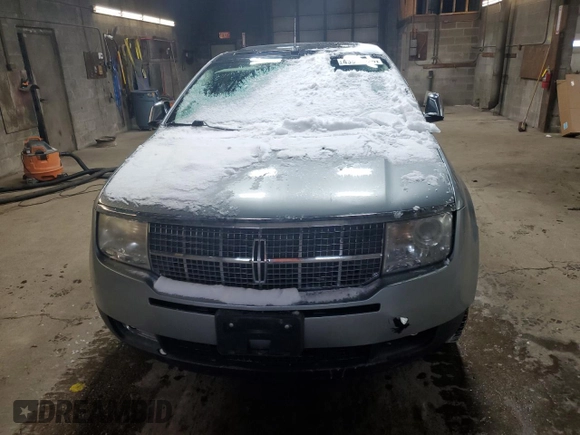 2007 Lincoln MKX with VIN 2LMDU68C87BJ37719, listed as a Copart auction lot 43983825 with 142,854 mi miles and Non Repairable. Bid and sale history available at carsss.com. Image 5.