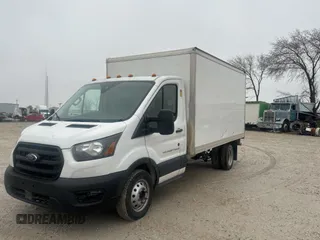 2018 Ford Transit with VIN 1FDBF8ZM2JKA71178, listed as a Copart auction lot 86913204 with 109,170 mi miles and Clean Title. Bid and sale history available at DreamBid. Image 2.