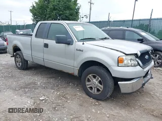 2008 Ford F-150 STX с VIN 1FTRX14W88FA57420, выставлен на аукционе IAAI как лот 42437527 с пробегом 2 616 158 миль миль и . История ставок и продаж доступна на DreamBid. Изображение 1.