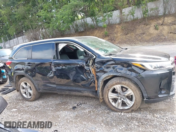 2019 Toyota Highlander Limited with VIN 5TDDZRFH5KS704283, listed as a IAAI auction lot 42597169 with 26,147 mi miles and . Bid and sale history available at DreamBid. Image 13.