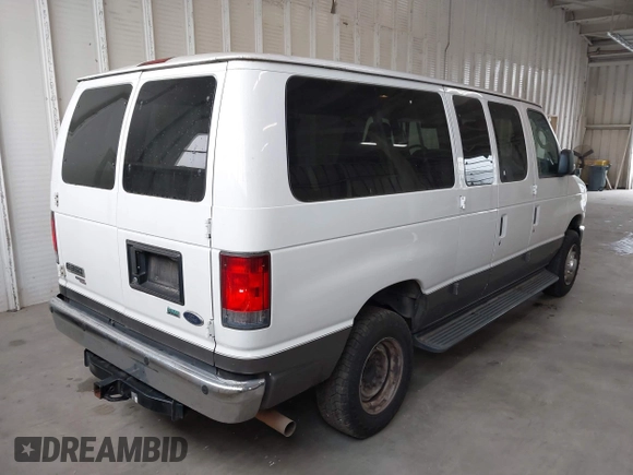 2014 Ford Econoline Passenger XL z VIN 1FBNE3BL9EDB01008, wystawiony jako IAAI lot #42231120 z przebiegiem 255 170 mil mil oraz . Historia ofert i sprzedaży dostępna na DreamBid. Obrazek 4.