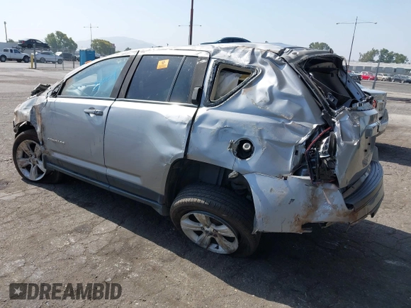 2016 Jeep Compass Sport with VIN 1C4NJCBA9GD743057, listed as a IAAI auction lot 42544686 with Not provided miles and . Bid and sale history available at DreamBid. Image 3.