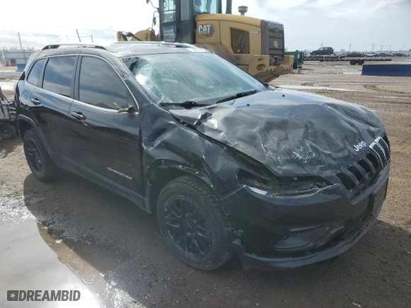 2019 Jeep Cherokee Latitude with VIN 1C4PJLCB6KD370553, listed as a Copart auction lot 51492295 with 72,458 mi miles and Salvage Title. Bid and sale history available at carsss.com. Image 4.