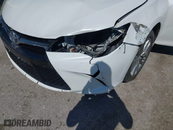 2015 Toyota Camry XLE with VIN 4T1BF1FK1FU055477, listed as a IAAI auction lot 42078518 with 233,159 mi miles and . Bid and sale history available at DreamBid. Image 6.
