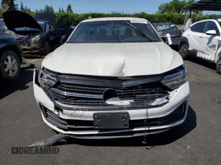 2022 Volkswagen Jetta Sport z VIN 3VWBM7BU6NM019059, wystawiony jako Copart lot #56427015 z przebiegiem 17 422 mil mil oraz Czysty tytuł • Clean title. Historia ofert i sprzedaży dostępna na DreamBid. Obrazek 5.