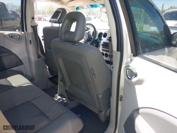 2008 Chrysler PT Cruiser Touring with VIN 3A8FY58B68T157562, listed as a IAAI auction lot 41828284 with 140,336 mi miles. Bid and sale history available at carsss.com. Image 8.