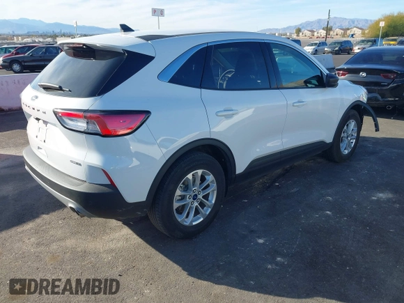 2022 Ford Escape SE Hybrid with VIN 1FMCU9BZ5NUA46050, listed as a IAAI auction lot 41693532 with 34,676 mi miles and . Bid and sale history available at carsss.com. Image 4.