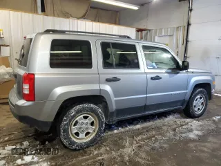 2015 Jeep Patriot Sport with VIN 1C4NJRBB2FD366016, listed as a Copart auction lot 45693335 with 149,417 mi miles and Salvage Title. Bid and sale history available at carsss.com. Image 3.