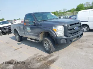 2013 Ford F-250 XL with VIN 1FTBF2B62DEB30570, listed as a IAAI auction lot 42389432 with 77,983 mi miles and . Bid and sale history available at DreamBid. Image 1.