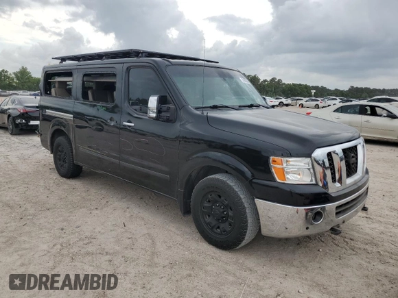 2017 Nissan NV SL z VIN 5BZAF0AA3HN850343, wystawiony jako Copart lot #54843445 z przebiegiem 129 144 mil mil oraz Szkoda całkowita • Salvage title. Historia ofert i sprzedaży dostępna na DreamBid. Obrazek 4.