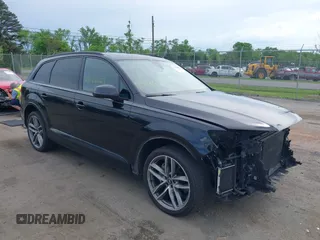 2018 Audi Q7 Prestige z VIN WA1VAAF75JD013490, wystawiony jako IAAI lot #42188029 z przebiegiem 124 894 mil mil oraz . Historia ofert i sprzedaży dostępna na DreamBid. Obrazek 1.