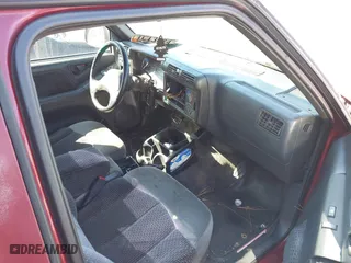 1994 GMC Sonoma SLS with VIN 1GTCS14W5RK505593, listed as a IAAI auction lot 41746602 with 195,456 mi miles. Bid and sale history available at carsss.com. Image 7.