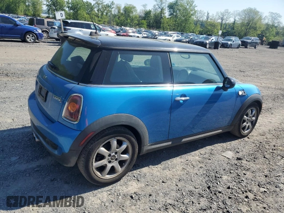 2009 MINI Hardtop S with VIN WMWMF73589TW80965, listed as a Copart auction lot 56578695 with 80,012 mi miles and Clean Title. Bid and sale history available at DreamBid. Image 3.