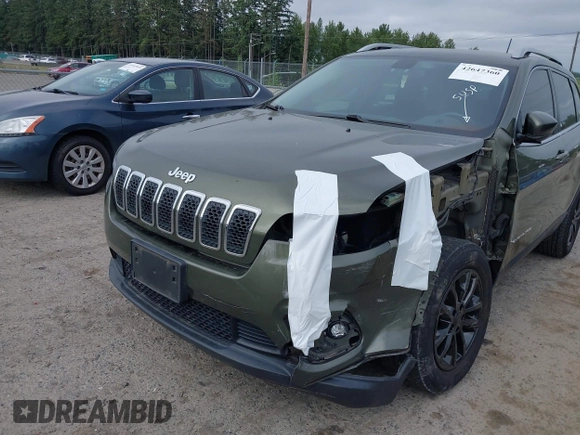 2019 Jeep Cherokee Latitude Plus z VIN 1C4PJMLB2KD191884, wystawiony jako IAAI lot #42647360 z przebiegiem 148 680 mil mil oraz . Historia ofert i sprzedaży dostępna na DreamBid. Obrazek 22.