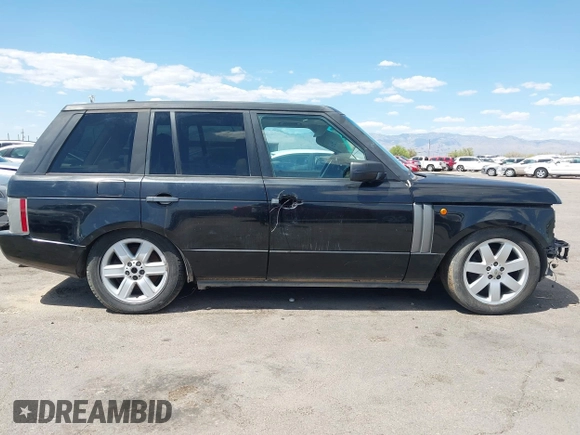 2005 Land Rover Range Rover z VIN SALMF11445A197370, wystawiony jako IAAI lot #42129179 z przebiegiem Nie podano mil oraz . Historia ofert i sprzedaży dostępna na DreamBid. Obrazek 12.