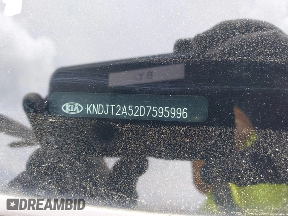 2013 Kia Soul with VIN KNDJT2A52D7595996, listed as a IAAI auction lot 41974905 with 138,953 mi miles. Bid and sale history available at carsss.com. Image 9.