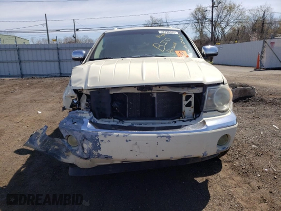 2008 Chrysler Aspen Limited z VIN 1A8HW58NX8F142131, wystawiony jako Copart lot #52396535 z przebiegiem Nie podano mil oraz Szkoda całkowita • Salvage title. Historia ofert i sprzedaży dostępna na DreamBid. Obrazek 5.