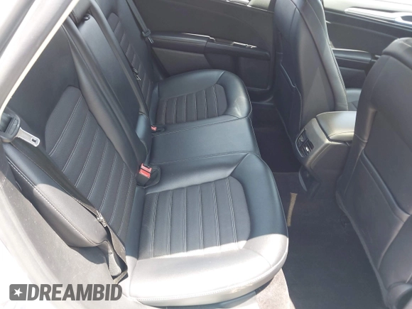 2017 Ford Fusion Hybrid SE с VIN 3FA6P0LU5HR285381, выставлен на аукционе IAAI как лот 42597789 с пробегом 129 662 миль миль и . История ставок и продаж доступна на DreamBid. Изображение 8.