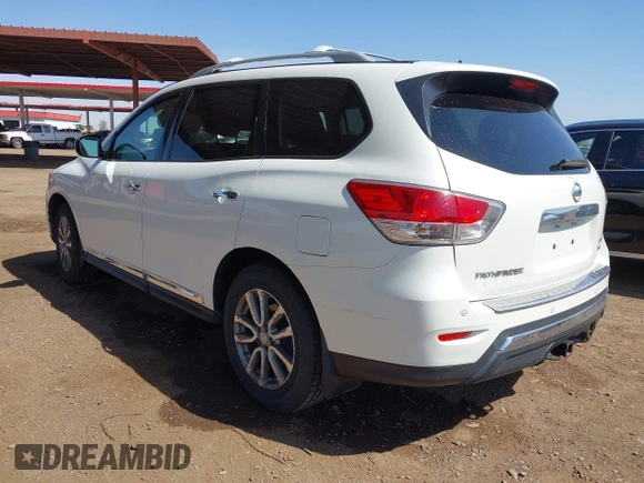 2015 Nissan Pathfinder Platinum with VIN 5N1AR2MM9FC618018, listed as a IAAI auction lot 41969749 with 182,955 mi miles and . Bid and sale history available at DreamBid. Image 3.