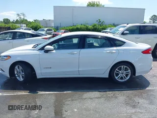 2018 Ford Fusion S z VIN 3FA6P0UU1JR204607, wystawiony jako IAAI lot #41985269 z przebiegiem 116 517 mil mil oraz . Historia ofert i sprzedaży dostępna na DreamBid. Obrazek 14.