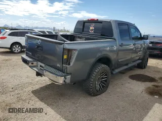 2015 Nissan Titan SL with VIN 1N6AA0ED5FN510723, listed as a Copart auction lot 60952184 with 177,435 mi miles and Salvage Title. Bid and sale history available at carsss.com. Image 3.