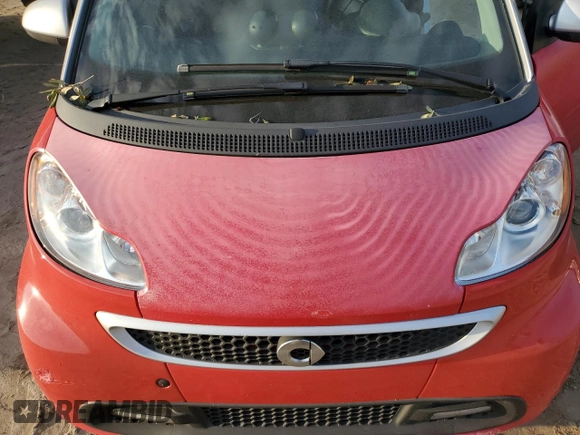 2013 Smart fortwo Passion с VIN WMEEK3BA9DK610482, выставлен на аукционе Copart как лот 74207324 с пробегом Не указан миль и На запчасти • Non repairable. История ставок и продаж доступна на DreamBid. Изображение 11.