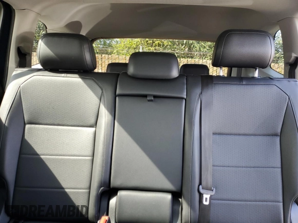 2018 Volkswagen Tiguan SEL with VIN 3VV3B7AX8JM051483, listed as a Copart auction lot 50076645 with 156,356 mi miles and Salvage Title. Bid and sale history available at DreamBid. Image 10.