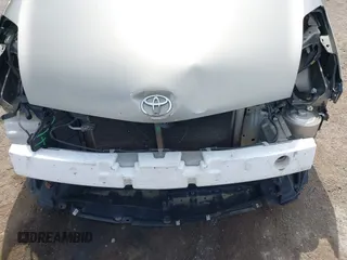 2007 Toyota Prius with VIN JTDKB20U277550383, listed as a IAAI auction lot 42101916 with 186,708 mi miles. Bid and sale history available at carsss.com. Image 6.