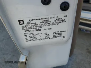 2006 GMC Sierra 1500 SLE1 z VIN 2GTEC13TX61204438, wystawiony jako Copart lot #84847074 z przebiegiem 143 518 mil mil oraz Szkoda całkowita • Salvage title. Historia ofert i sprzedaży dostępna na DreamBid. Obrazek 12.