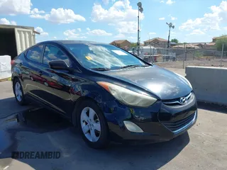 2013 Hyundai Elantra GLS z VIN 5NPDH4AE1DH170792, wystawiony jako IAAI lot #42393330 z przebiegiem 159 813 mil mil oraz . Historia ofert i sprzedaży dostępna na DreamBid. Obrazek 1.