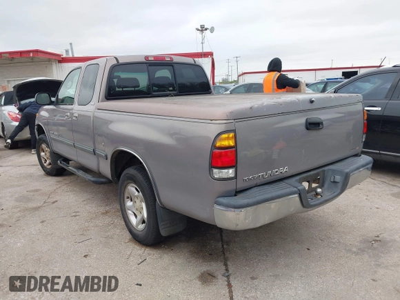 2001 Toyota Tundra SR5 with VIN 5TBRN34181S167596, listed as a IAAI auction lot 41563622 with Not Provided miles and . Bid and sale history available at DreamBid. Image 3.