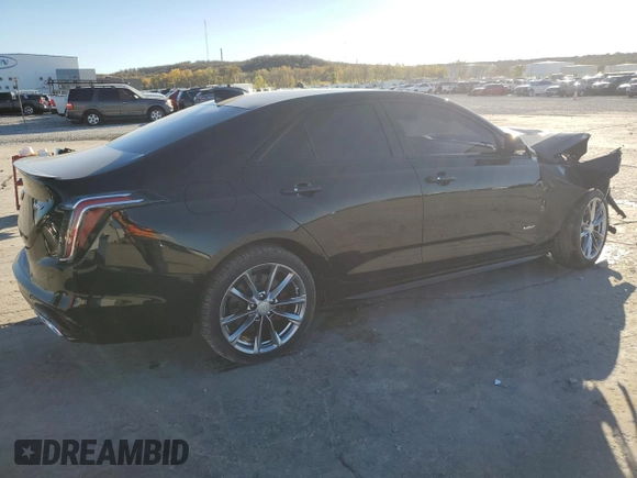 2022 Cadillac CT4-V z VIN 1G6DH5RL4N0115392, wystawiony jako Copart lot #80782094 z przebiegiem 16 567 mil mil oraz Szkody całkowita. Historia ofert i sprzedaży dostępna na DreamBid. Obrazek 3.
