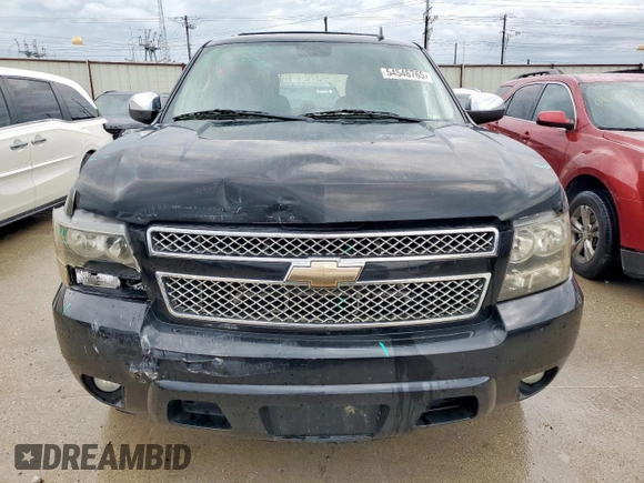 2011 Chevrolet Tahoe LT z VIN 1GNSCBE07BR102826, wystawiony jako Copart lot #54546765 z przebiegiem 234 000 mil mil oraz Szkoda całkowita • Salvage title. Historia ofert i sprzedaży dostępna na DreamBid. Obrazek 5.