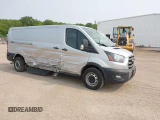 2020 Ford Transit Cargo z VIN 1FTYE1Y86LKB01668, wystawiony jako IAAI lot #42350796 z przebiegiem 100 606 mil mil oraz . Historia ofert i sprzedaży dostępna na DreamBid. Obrazek 1.
