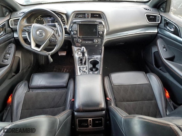 2019 Nissan Maxima SR with VIN 1N4AA6AV8KC380825, listed as a Copart auction lot 85964194 with 68,980 mi miles and Salvage Title. Bid and sale history available at carsss.com. Image 8.