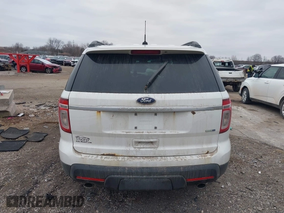 2014 Ford Explorer with VIN 1FM5K8B80EGB02975, listed as a IAAI auction lot 41102859 with 232,118 mi miles and . Bid and sale history available at carsss.com. Image 16.