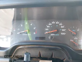 2004 Jeep Wrangler X z VIN 1J4FA39S04P747828, wystawiony jako IAAI lot #41484240 z przebiegiem Nie podano mil oraz . Historia ofert i sprzedaży dostępna na DreamBid. Obrazek 16.