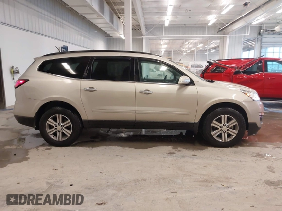 2016 Chevrolet Traverse LT with VIN 1GNKRGKD4GJ158408, listed as a IAAI auction lot 41951343 with 58,368 mi miles. Bid and sale history available at carsss.com. Image 13.